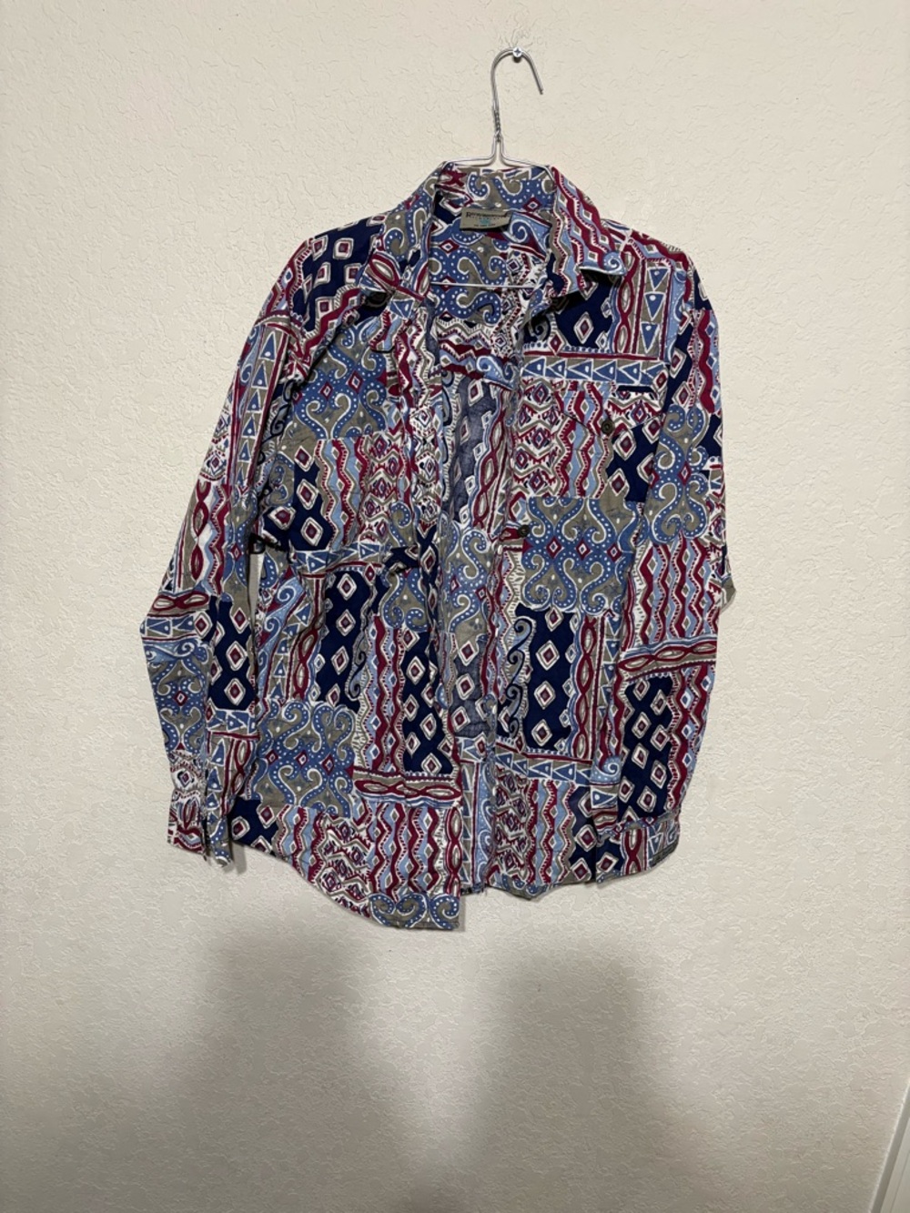 Rocky Mountain Jeans Women's Button-Down Shirt Geometric Print